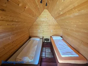 BORA- Popas Turistic casute de vacanta - Image 3