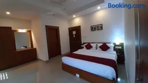 HOTEL SURYA - Image 3
