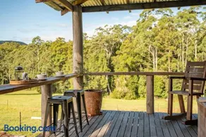 The Hitching Rail Hut - Relax, Unwind & Reconnect - Image 4