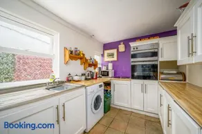 The Music and Poetry House - Image 5