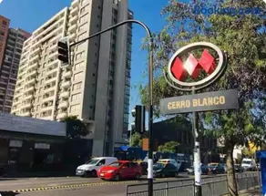 Departamento frente al metro comuna de Recoleta - Image 2