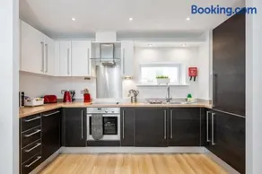 Roomspace Serviced Apartments - Abbot's Yard - Image 3