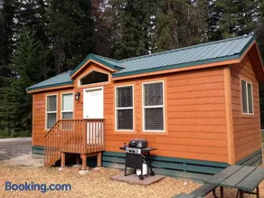 Snowflower Camping Resort Cottage 7 - Image 1