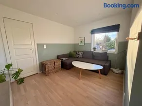 Sea View apartment - Image 4