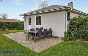 2 Bedroom Awesome Home In Hejls - Image 2