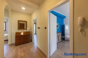 Becky's apartment - Image 3