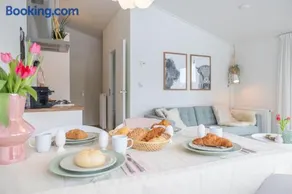 Buitenlede 7 - Suite M - Image 2