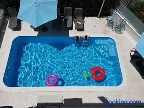 Villa Olivia - Beach & Pool Apartments near Split & Trogir - Image 1