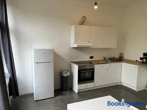 Flat south Brussels - Image 1