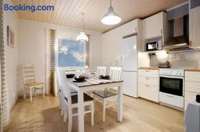 Cozy Finnish Heritage Villa - Image 4