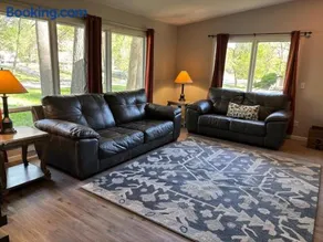 Cedarwood Chateau - Image 1