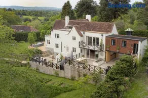 5 Bed in Devizes oc-s34742 - Image 2