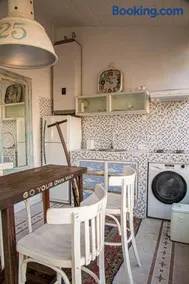 Departamento entero en Anticuario III Bajo San Isidro - Image 4