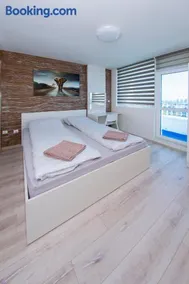 Safari apartments - Image 2
