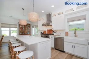 Casa Bella - Luxury Experience - Amenities Galore - Image 1