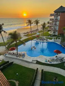 Beachfront in a peaceful Resort 8mi from Puerto Escondido - Image 2