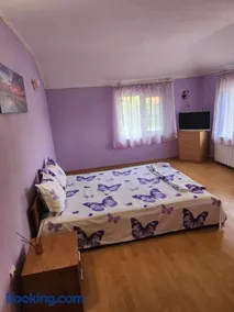 Guest House Iveta - Image 2