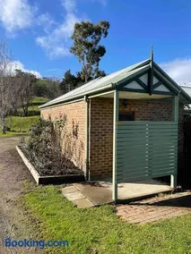 Lovely 1 Bedroom unit in Buchan. - Image 2