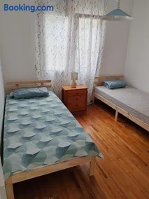 Rose House - Image 3