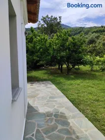Το καλύβι στην Ανάληψη - Image 3