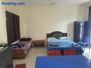 Nandi Skandagiri Guest House - Image 2