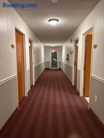 Ashburn inn - Image 2