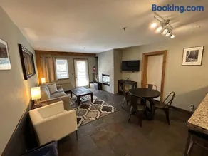 The Meadows- Modern 1BedroomDeck and Fireplace - Image 2