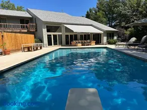 Luxury Beach House & Pool in Dunes National Park - Image 1