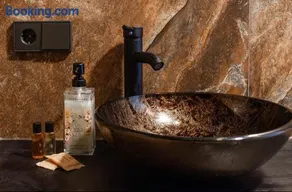 Moonloungeresort - Image 2