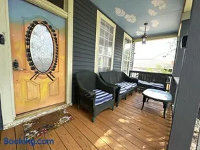 Sunny Shores - Close to beach, downtown and attractions - Image 2