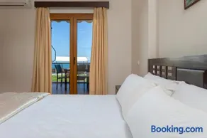 Venetico Beachfront Apartments & Suites - 2 Bedroom Apartment - Image 2