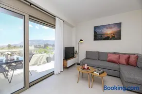 Galanthus Loft 3 - Image 2