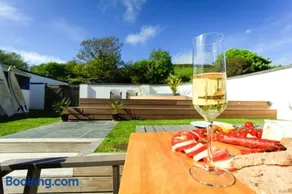 CROYDE WISTERIA COTTAGE 4 Bedrooms - Image 2