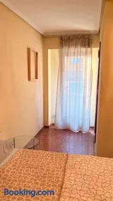 Habitación con baño privado Valencia - Image 4