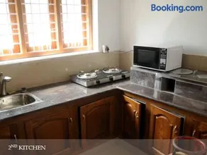 6 Large Bedrooms house at kottayam town #812!983!5682 - Image 4