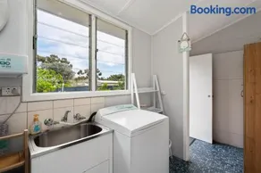Blue Horizon Beach House - Image 3