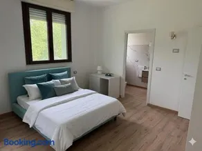Hotel Venus - Image 1