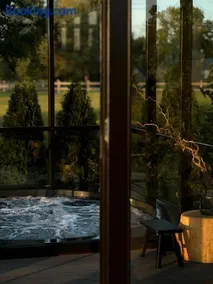 Luxury Beach Hideway with Sauna, Jacuzzi and Cinema by Ragnar Glamp - Image 5
