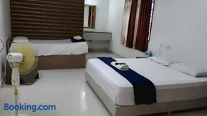 Golden Grand by Xury Hotels - Image 4