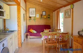 Chalet 'D'alpion' mit privatem Pool, privater Terrasse und Gemeinschaftsgarten - Image 5
