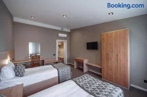 Rudison Hotel & Restaurant - Image 3