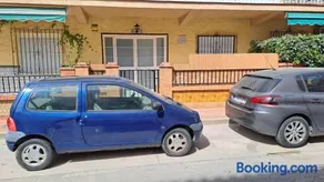 Maison de vacances avec terrasse et internet haut débit | Vue ville | Idéale pour le télétravail - Image 4