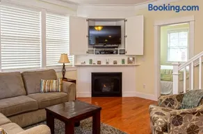 Compass Rose by Seabrook Hospitality - Image 4