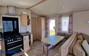 Sweet Cara-van Holidays, West Sands - Image 3
