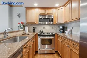 Borders Lodge L406 3BD Beaver Creek Ski-In, Ski-Out Condo - Image 3