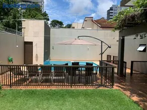 Casa moderna no centro próxima a atrações turísticas - Image 2