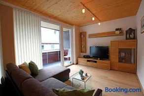 Apart Belmont - Image 2