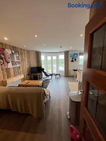 2 Ramore Ave - Image 2