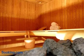 Aparthotel Ambassador - Image 4
