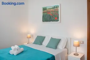 ArtStay Apt near Rho Fiera, Pool, Parking - Image 1